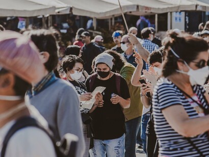 Protestos com máscaras na pandemia do Covid-19