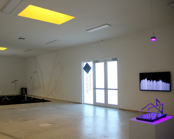 Radio Silence, Exhibition view. Courtesy of Emerson Dorsch