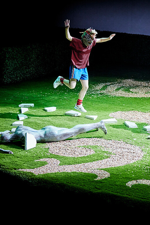 Art.13. Avec l'aimable autorisation du Théâtre Le Quai