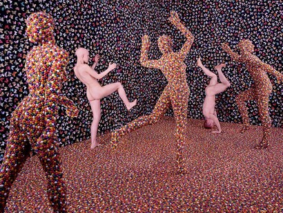 Sandy Skoglund. Courtesy of Camera – Centro Italiano per la Fotografia 
