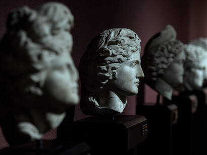 Los jueces la miraban severamente, pero ella ya no tenía miedo