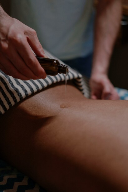 Massagem relaxante em spa