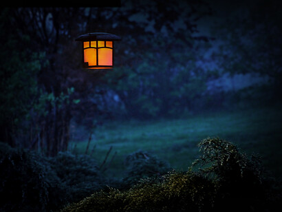 Lo que brille de noche será una grieta a la opacidad de la conciencia