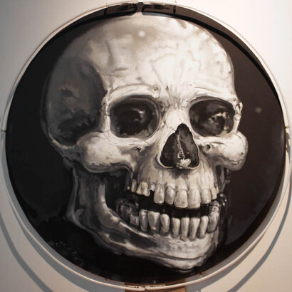 José García Cordero, “La Última Mascarada“, 2014, acrylic on linen with neon light frame, 127 cm diameter