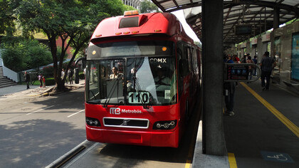 Estación de Metrobús en la Ciudad de México