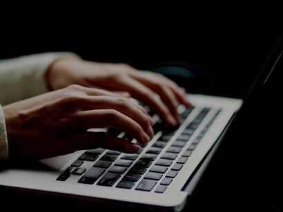 Las principales plataformas como Facebook, Twitter o Instagram llevan luchando contra este tipo de comportamientos desde el día de su creación