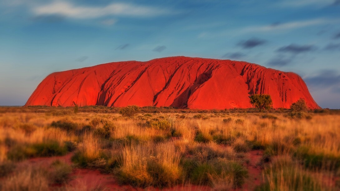 Situado en el centro de Australia, el Uluru es uno de los emblemas del país