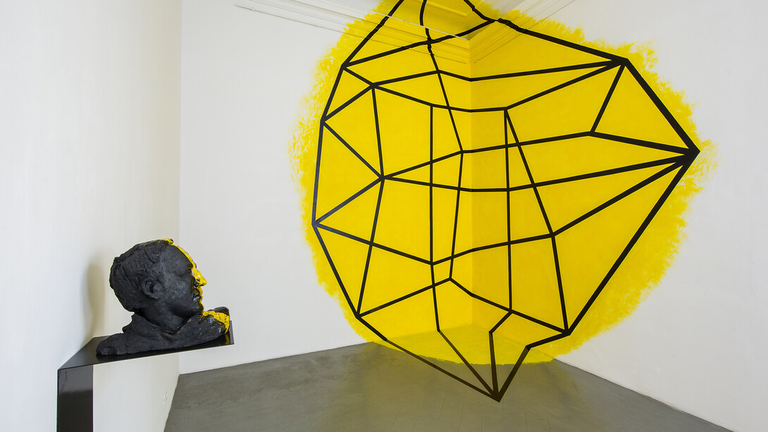 Gianni Dessì, Senza
titolo,
2015,
tempera
su
parete,
dimensioni
variabili
