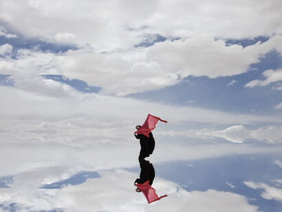 Sama Alshaibi, Mā Lam Tabkī, 2014, Diasec print, 166 x 250 cm. Edition 1 of 1