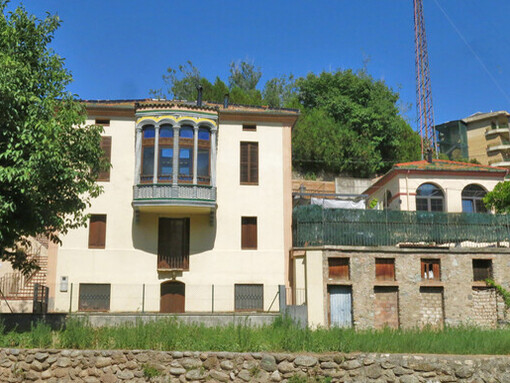 Con Serrallonga muere el último gran bandolero catalán (1634). Passatge de Can Serrallonga - Raval de Sant Pere, 51-53, Ripoll, Comarcas Gerundenses, Cataluña
