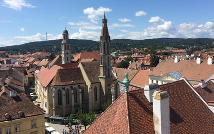 Panorama della città dall’alto della Torre Civica, Sopron, Ungheria. Foto di Flavius Roversi