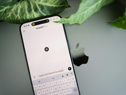 Empresas buscam profissionais que saibam utilizar a inteligência artificial, alinhando-se à tendência da Geração Z que já domina essas ferramentas tecnológicas
