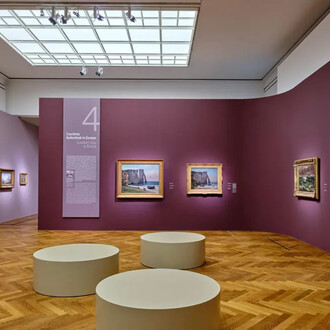 Monet on the Normandy coast. The discovery of Étretat, exhibition view. Courtesy of Museum Städel