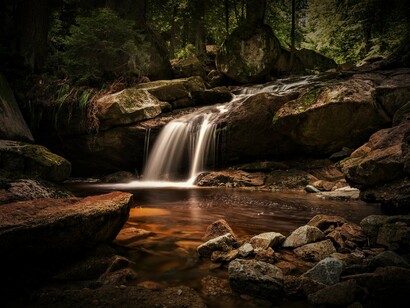 Depuis de très nombreuses années l’urgence sanitaire liée à l’eau est sous les yeux de tous 