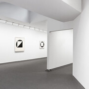 Leon Polk Smith, Circle and square, 1948-1987, exhibition view. Courtesy of Krakow Witkin Gallery