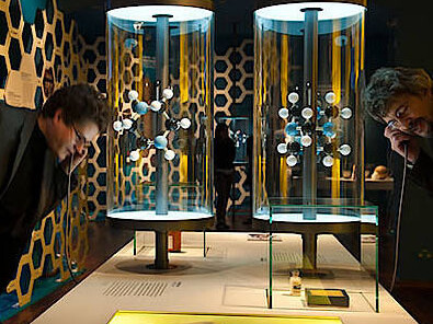 Pills and Pipettes. Courtesy of German Museum of Technology