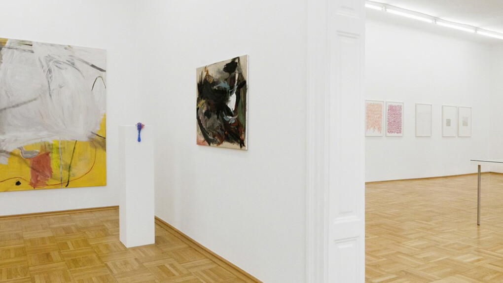 Alice Attie, Karin Sander and Jongsuk Yoon. Courtesy of Galerie nächst St. Stephan