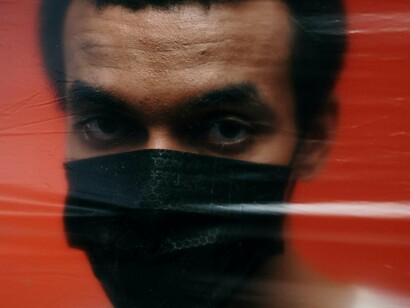 A vida pós-pandemia trouxe uma reavaliação profunda sobre o que consideramos conforto, tanto no sentido físico quanto emociona, passamos a ocupar mais o conforto de nossas casas, identificando algumas melhorias que nós mesmos realizamos em tempos de lockdown