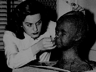 Dina Gottliebova (Dina Gottliebova Babbitt de casada) nació en 1923 y tras sobrevivir al Holocausto falleció en 2009