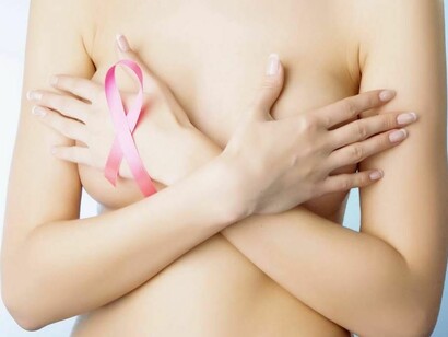 Lazo rosa de apoyo a la lucha contra el cáncer de mama