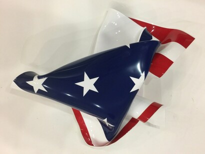 Mimi Herbert, Freedom flower series #1, #4, 2016. Courtesy of Bethesda Fine Art Gallery