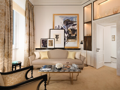 New Suite, livingroom