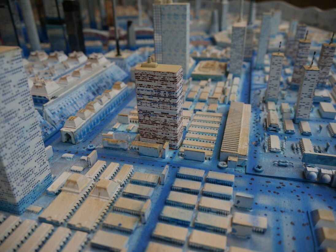 City Lights, exhibition view. Courtesy of Galerie Geraldine Banier