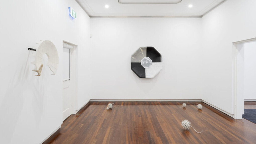 Chloe Nolan and Jacob Sturgeon, Remanere, exhibition view. Courtesy of Goolugatup Heathcote