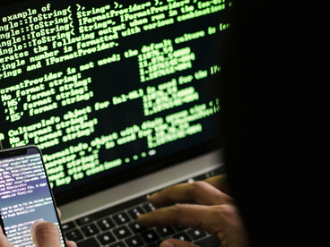 Automatiser, optimiser, accélérer : l’IA transforme nos outils… mais transforme-t-elle aussi notre rapport au travail ?