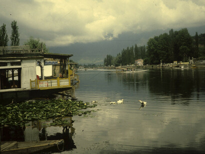 Hotel in houseboat