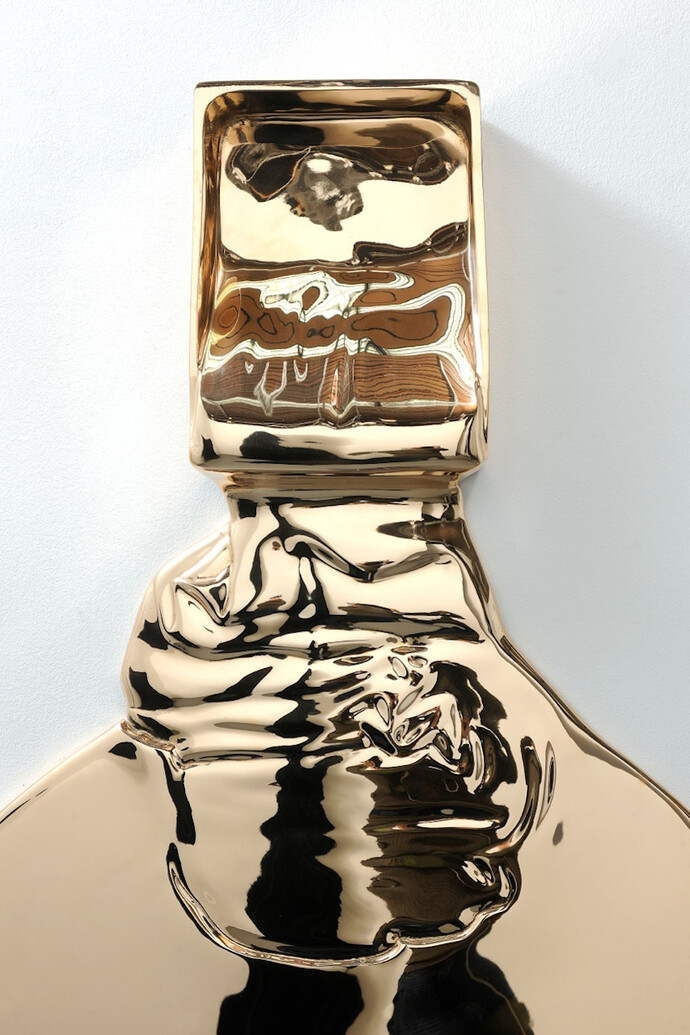 César, Expansion Murale (detail), 1970/2011, Welded bronze with gold patina, 53.94 x 35.43 x 3.94 inches, 137 x 90 x 10 cm, Fonte Bocquel, Edition of 8 + 4 AP, AP 2/4. Photo by Philippe D . Brussels. Copyright: © 2014 Artists Rights Society (ARS), New York / ADAGP, Paris. 