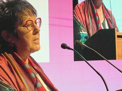 Rosa Pavanelli hablando en la conferencia internacional «Nuestro futuro es público», Santiago de Chile del 29/11 al 12/02/2022, convocada por organizaciones sociales y redes sindicales de todos los continentes