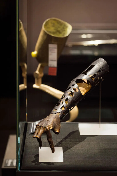 Verschiedene Künstler/innen, Bewundert, gesammelt und ausgestellt, Ausstellungsansicht. Mit freundlicher Genehmigung des Albertinum Museums