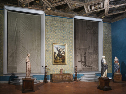 Leonardo Meoni, Gli altri colori purtroppo, sono tutti caduti, exhibition view. Courtesy of Amanita Gallery