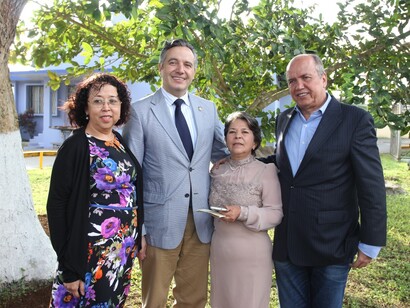 Ministro de Salud de Costa Rica, junto al Diputado y Presidente de la Asamblea Legislativa, Lic. Rafael Ortiz Fábrega y la Presidenta Ejecutiva de la Caja Costarricense de Seguro Social (CCSS), Dra. María del Rocío Sáenz Madrigal,  25 de enero de 2016, Costa Rica