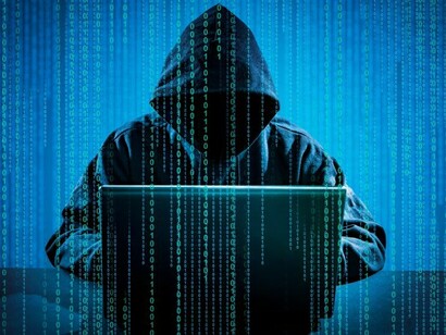 El riesgo de esta interconectividad digital integral es siempre el mismo: la posibilidad de ser hackeados 