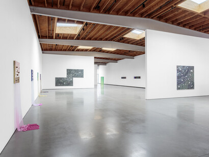 Alteronce Gumby, Walk on the moon, exhibition view. Courtesy of Jeffrey Deitch Gallery