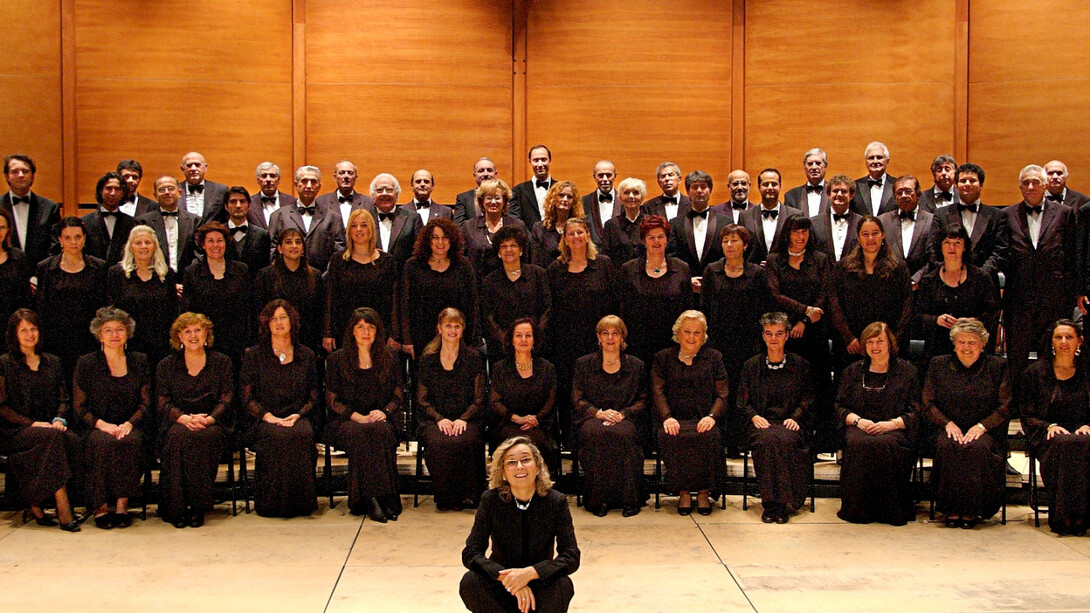 Il Coro Sinfonico Giuseppe Verdi con il M° Erina Gambarini