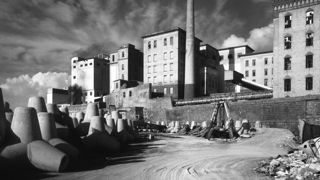 Torre del Greco, 1990. Stampa Fine Art su carta Photo Rag / Fine. Collezione dell’artista 