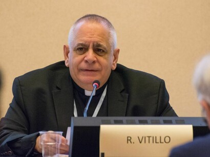 Dr. R. Vitillo