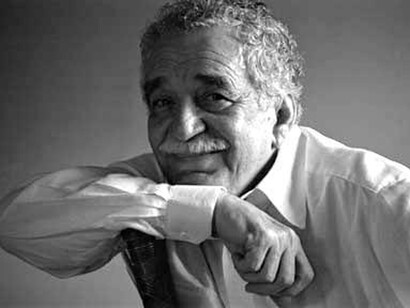 Gabriel García Márquez en una sesión fotográfica