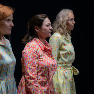 Erinnerung eines mädchens. Mit freundlicher genehmigung des Residenztheater