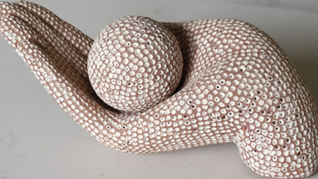 Between Forms. Courtesy of Ippodo Gallery