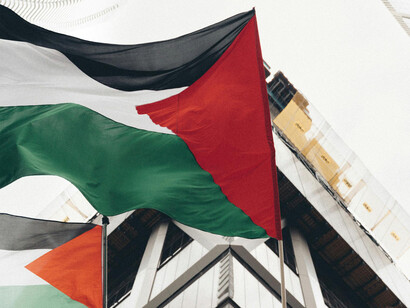 Bandeira palestina. Estarem conscientes que foram expropriados e desarmados é a arma primordial para resistir