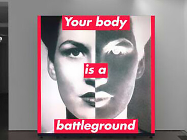 Savoir c’est pouvoir (1989) by Barbara Kruger uses bold text and fragmented imagery to explore the relationship between language, knowledge, and power