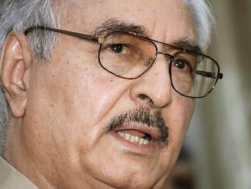 Le général Khalifa Belqasim Haftar, anciennement proche de Kadhafi