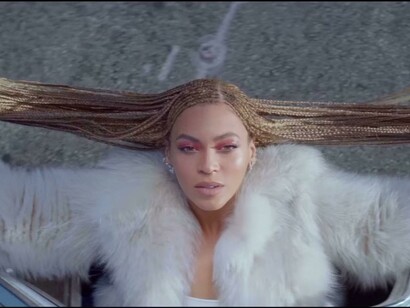 Imágenes de Beyoncé en su videoclip "Formation"