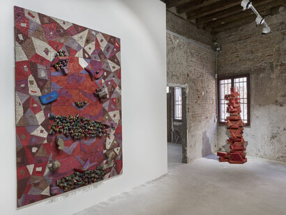 Elias Sime, Dichotomy ፊት አና ጀርባ, exhibition view. Courtesy of GRIMM Gallery