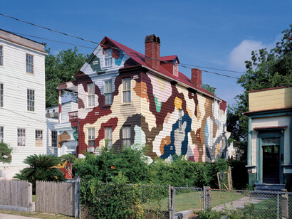 Kate Ericson and Mel Ziegler, Camouflaged History, 1991, Latex paint, paper, 92 x 410 cm / 36 1/4 inches x 13.5 feet, Unique
