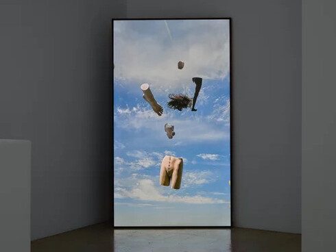 Fiona Banner aka The Vanity Press, Time, the anti-hero, exhibition view. Courtesy of 1301PE